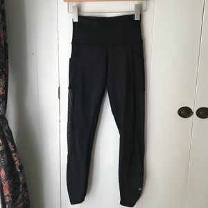 High times SE luxtreme and luon black size 4